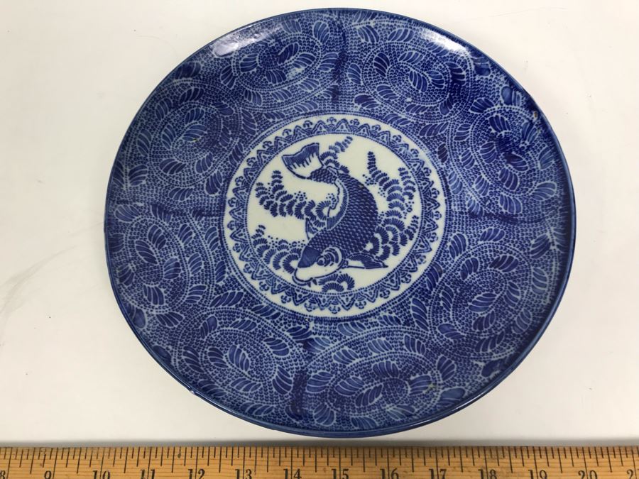 Antique Blue And White Japanese Plate 10.5'D [Photo 1]