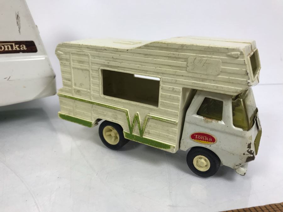 Vintage Tonka Winnebago And Tonka Truck Camper