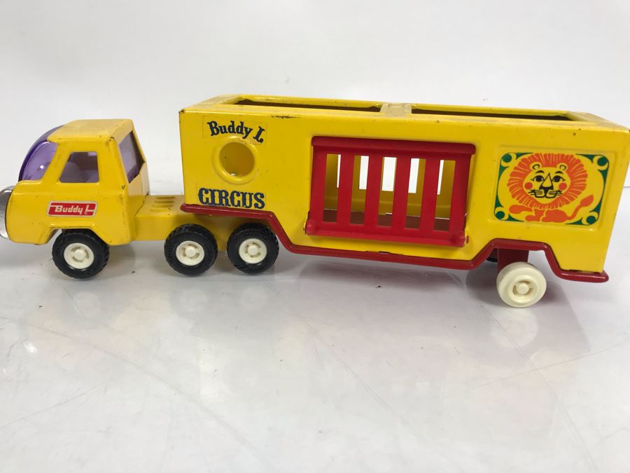 Vintage Buddy L Circus Truck With Trailer, Buddy L EXXON Gas Fuel Truck And Matchbox Guy Warrior Tractor With Car Transporter King Size K-8 Farnborough Measham Car Auction Collection [Photo 6]