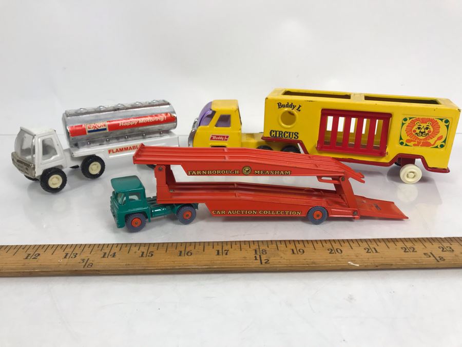 Vintage Buddy L Circus Truck With Trailer, Buddy L EXXON Gas Fuel Truck And Matchbox Guy Warrior Tractor With Car Transporter King Size K-8 Farnborough Measham Car Auction Collection
