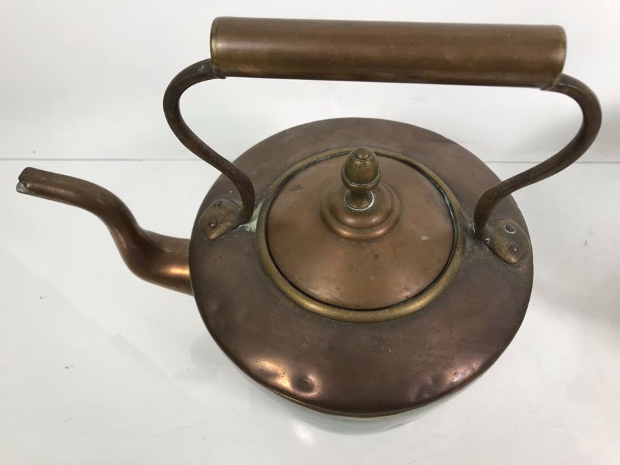 Vintage Copper Teapot And Alfred-Meakin Kent England Chamber Pot With Lid [Photo 8]