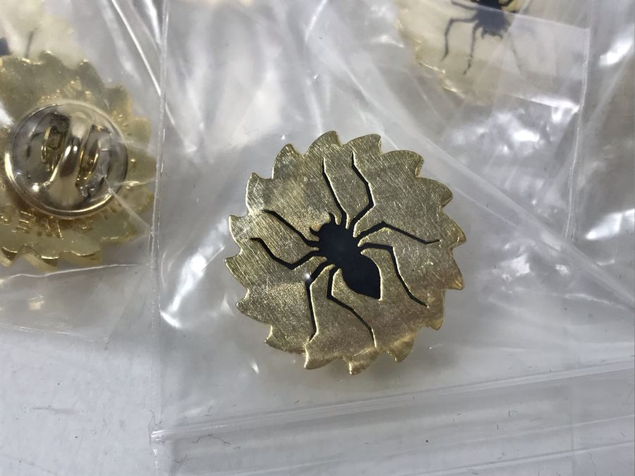 Collection Of Movie Promotion Pins From Warner Bros. Wild Wild West Movie [Photo 4]