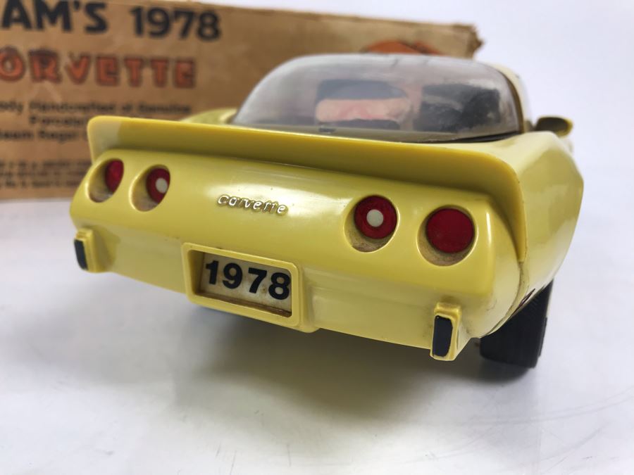 Vintage 1978 Jim Beam Corvette Liquour Decanter With Damaged Box [Photo 8]