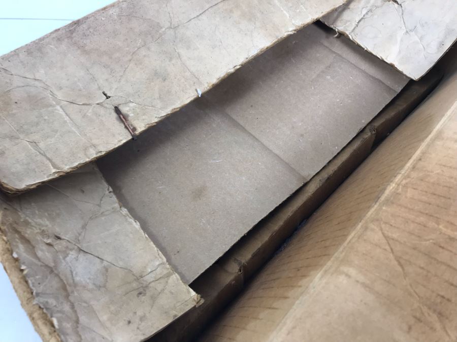 Vintage 1978 Jim Beam Corvette Liquour Decanter With Damaged Box [Photo 18]