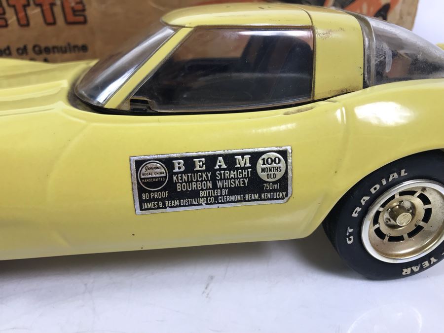 Vintage 1978 Jim Beam Corvette Liquour Decanter With Damaged Box [Photo 5]