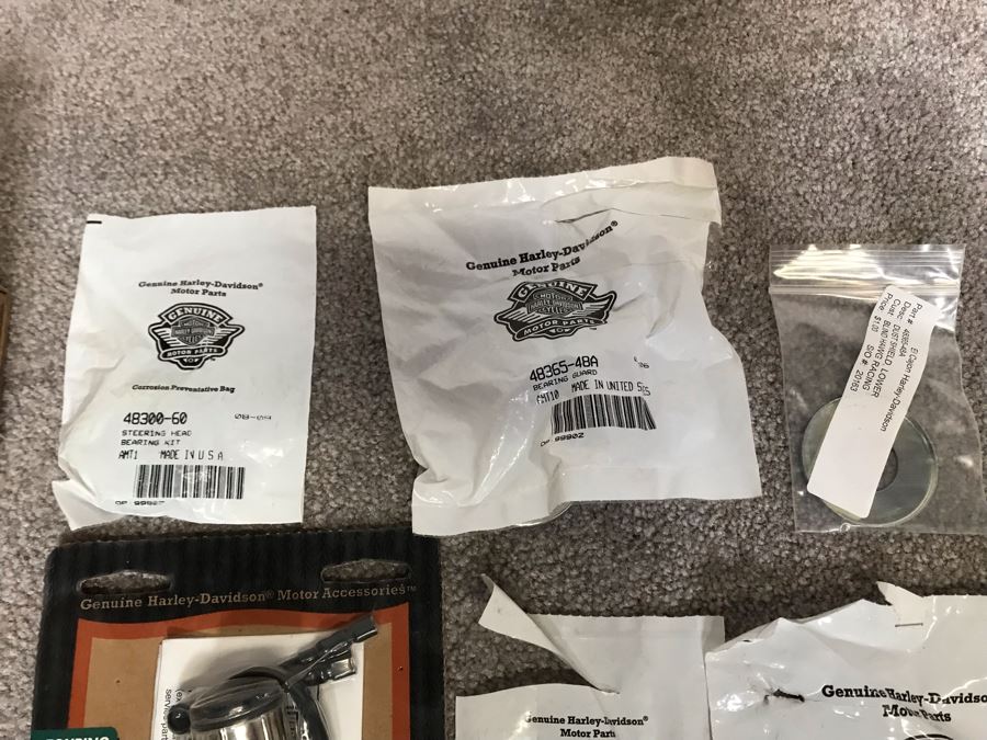 Large Lot Of Genuine Harley-Davidson Motorcycle Parts - See Photos [Photo 24]