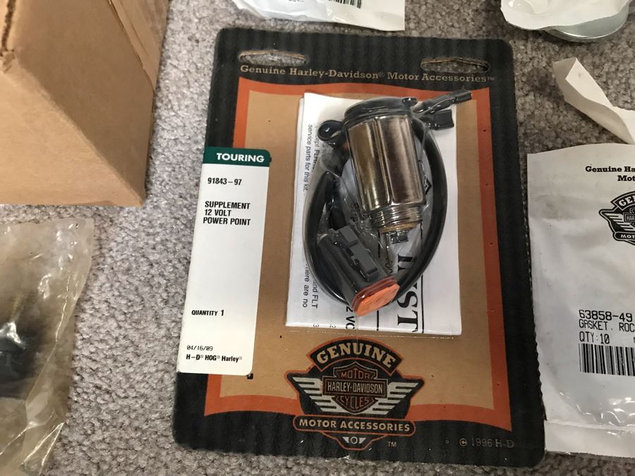 Large Lot Of Genuine Harley-Davidson Motorcycle Parts - See Photos [Photo 22]