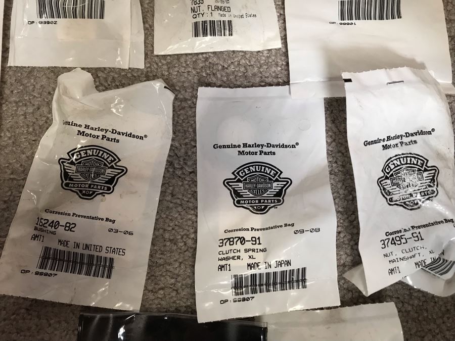 Large Lot Of Genuine Harley-Davidson Motorcycle Parts - See Photos [Photo 18]