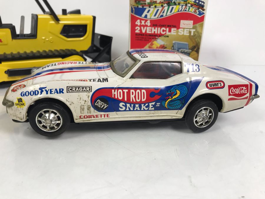 Vintage Hot Rod Snake II Chevy Corvette (Not Working - For Display), Vintage Tonka Bulldozer And New Old Stock SEARS 4X4 2 Vehicle Die-Cast Metal Set [Photo 7]