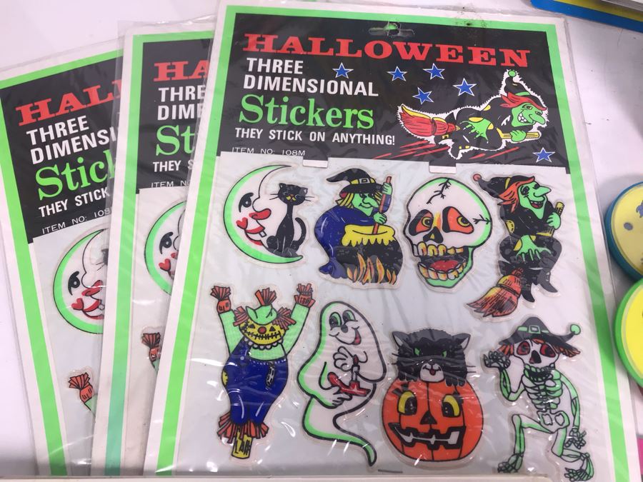 Large Vintage Game Toy Book Lot - Mostly New Old Stock - See Photos [Photo 18]