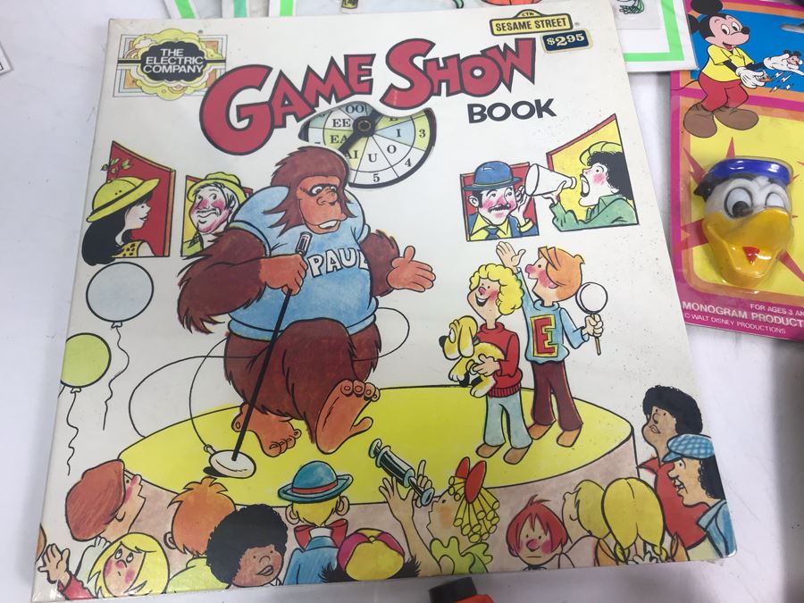 Large Vintage Game Toy Book Lot - Mostly New Old Stock - See Photos [Photo 17]