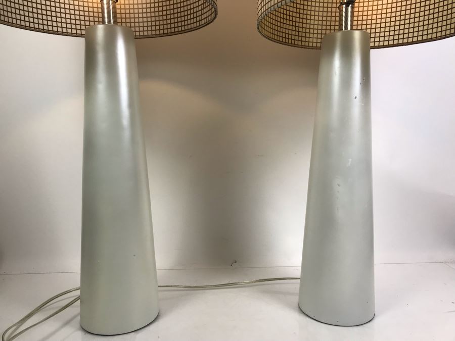 Pair Of Contemporary Modern Table Lamps With Shades [Photo 2]
