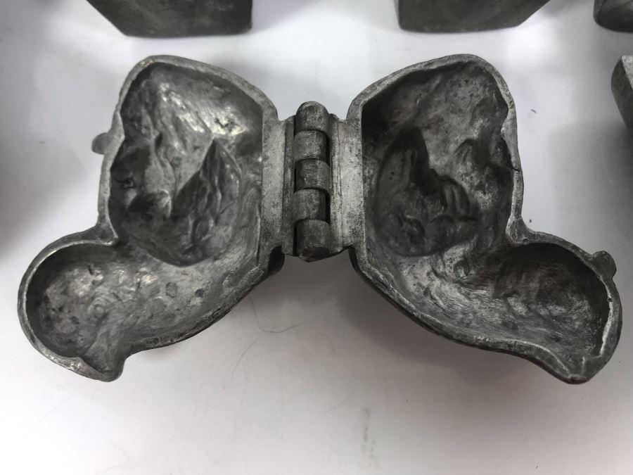 Collection Of (4) Vintage Pewter Ice Cream Molds: Bear, Bon Voyage Suitcase, Chicken And Cupid Heart [Photo 11]