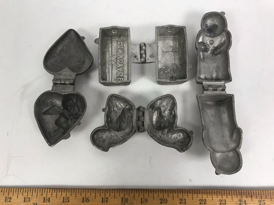 Collection Of (4) Vintage Pewter Ice Cream Molds: Bear, Bon Voyage Suitcase, Chicken And Cupid Heart [Photo 8]