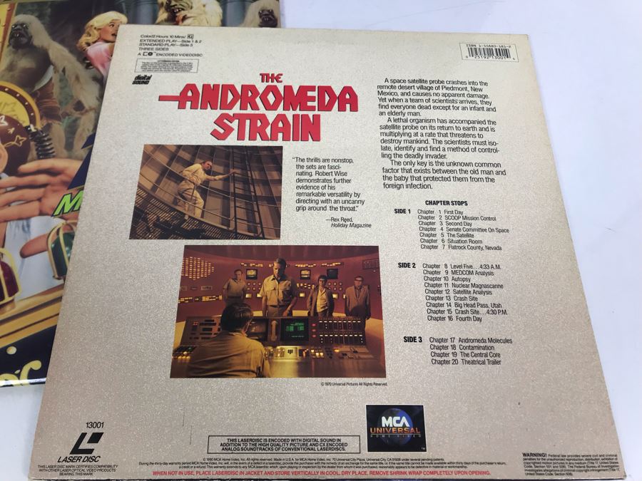 Collection Of (5) Vintage Laser Disc Movies: Hellraiser, The Adromeda Strain, The Time Machine, Donald Duck [Photo 12]
