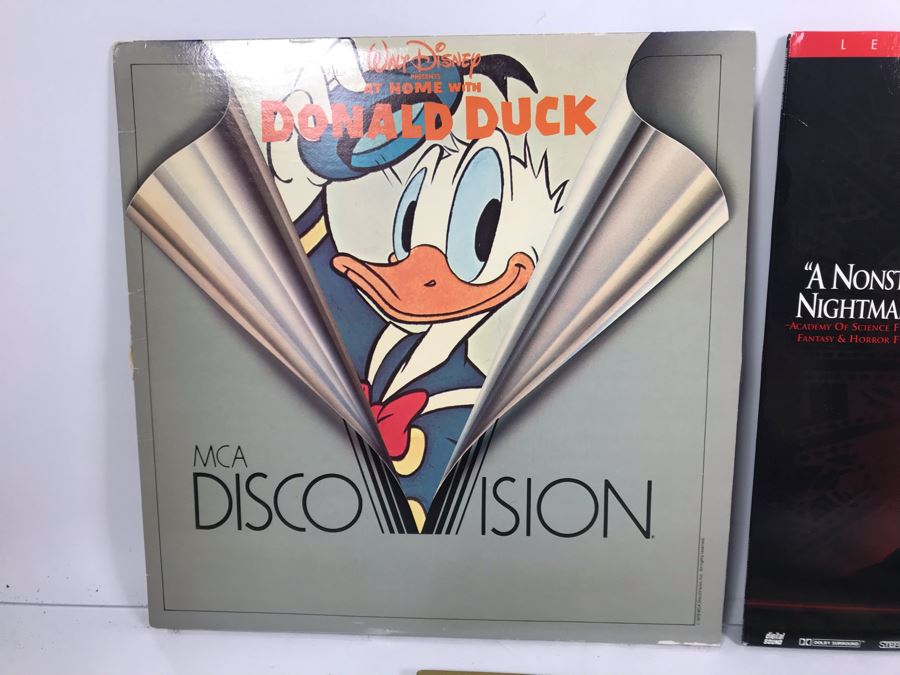 Collection Of (5) Vintage Laser Disc Movies: Hellraiser, The Adromeda Strain, The Time Machine, Donald Duck [Photo 7]