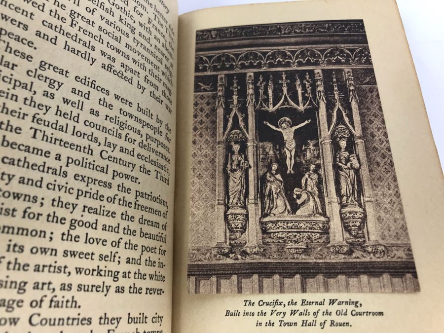 Victor Hugo Les Miserables Volume I Book And 1910 Book Flowers From Mediaeval History By Minnie D. Kellogg Illustrated [Photo 13]
