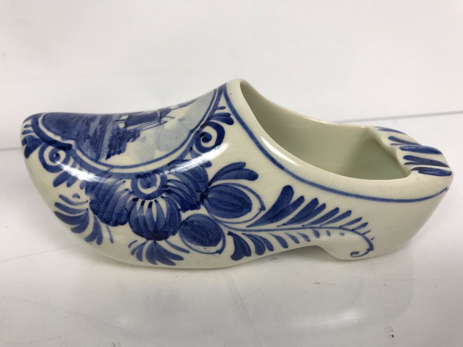 Delfts Blue Holland Pottery Lot: Includes (3) Clog Shoe Ashtrays, (1) Clog Shoe, (1) Clog Shoe Lighter And (1) Cow Creamer [Photo 9]