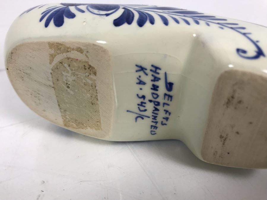 Delfts Blue Holland Pottery Lot: Includes (3) Clog Shoe Ashtrays, (1) Clog Shoe, (1) Clog Shoe Lighter And (1) Cow Creamer [Photo 10]