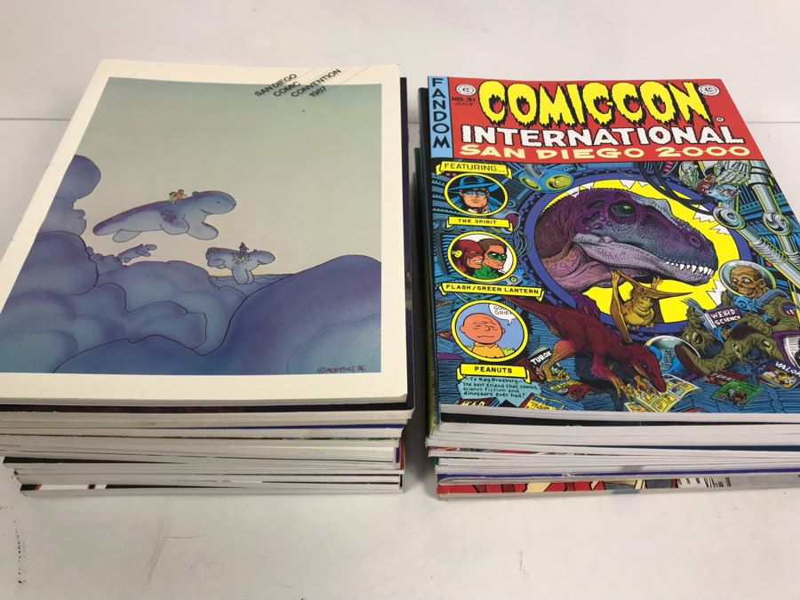 San Diego Comic-Con Convention Programs From 1987-2009 [Photo 3]