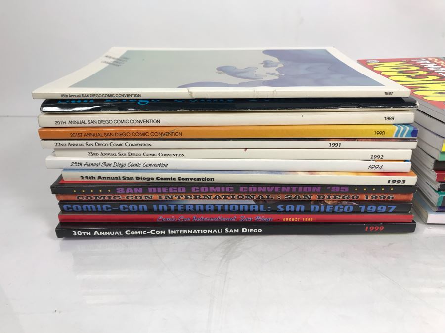 San Diego Comic-Con Convention Programs From 1987-2009 [Photo 5]