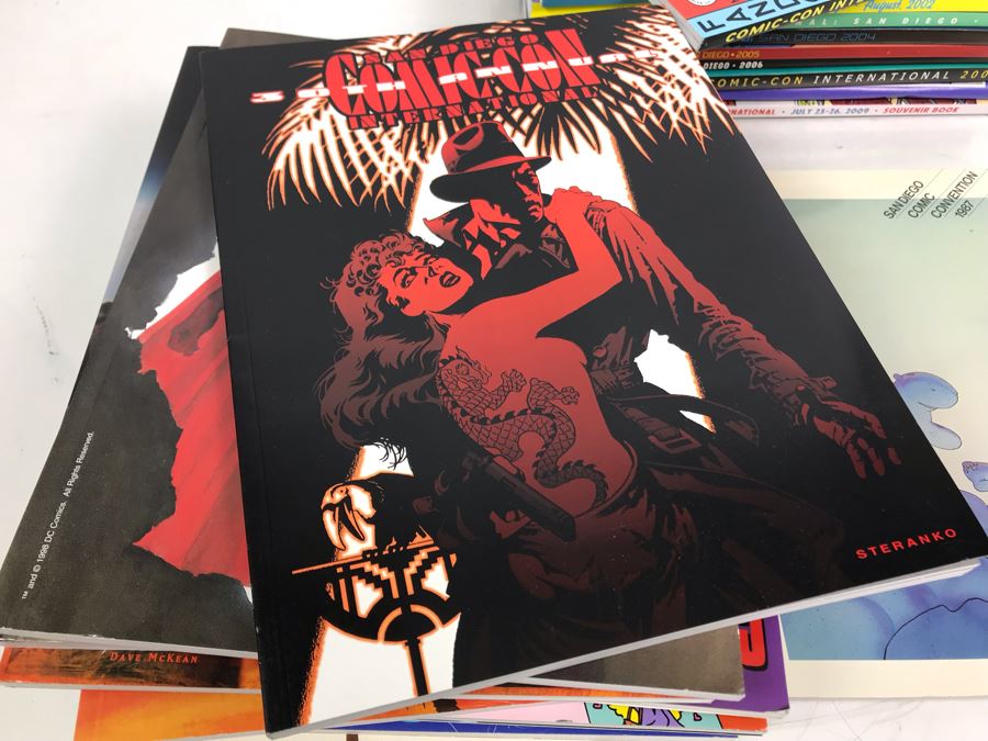 San Diego Comic-Con Convention Programs From 1987-2009 [Photo 18]