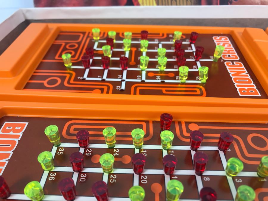 Vintage 1975 The Six Million Dollar Man Bionic Crisis Parker Brothers Board Game [Photo 4]