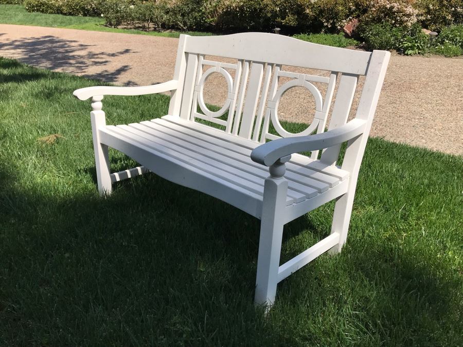 White Wooden Bench #1 [Photo 5]