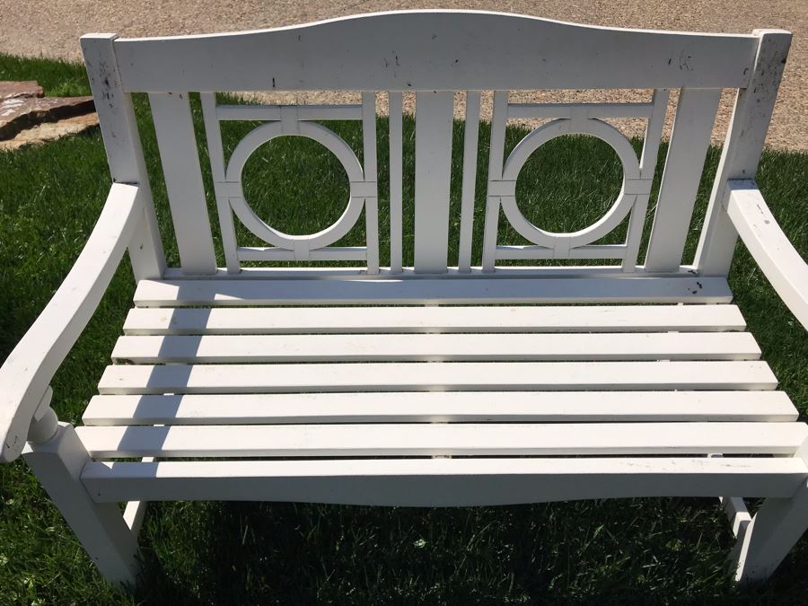 White Wooden Bench #2 [Photo 5]