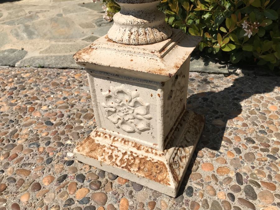 Antique Wrought Iron Plant Fern Stand Shabby Chic Antique White Very Heavy 41'H [Photo 4]