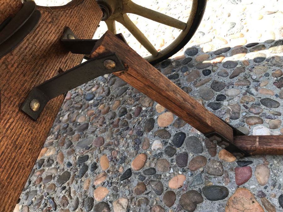 Antique Express Wooden Wagon 38'L X 16'W X 17'H [Photo 10]