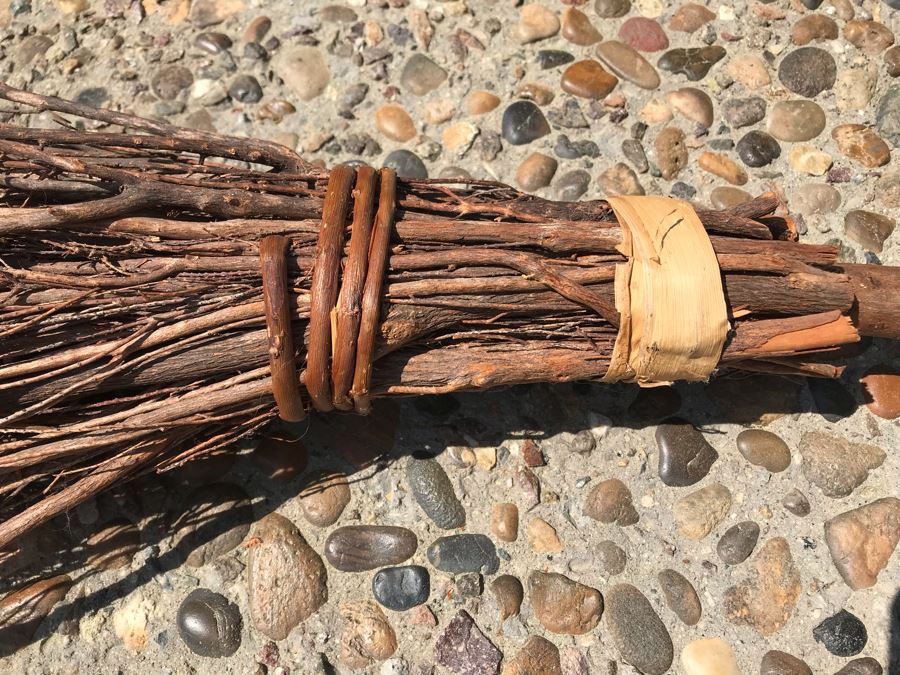 Stick Twig Broom 55'L [Photo 4]