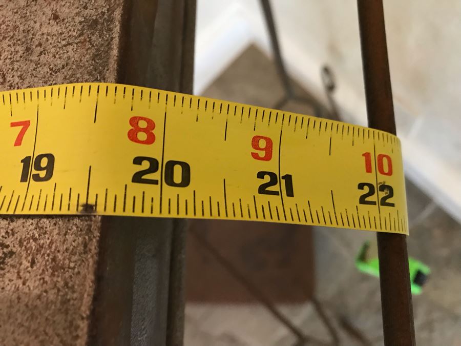 Vintage Metal Shaving Wash Stand With Mirror And Lower Table 22'W X 16'D X 36'H [Photo 9]