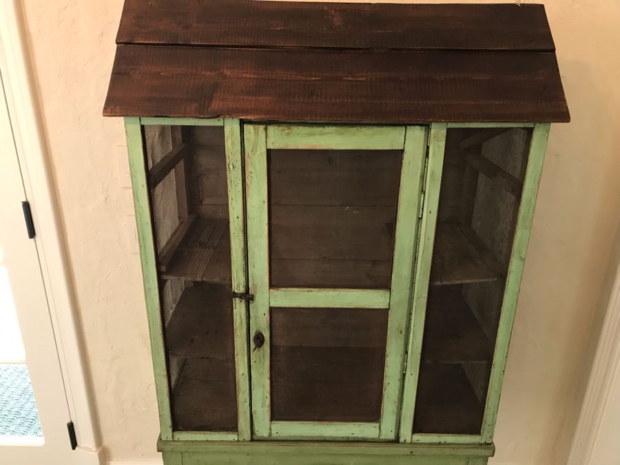 Shabby Chic Vintage Chicken Coop Birdcage Cabinet With Lower Table And Lockable Door Light Lime Green 64'H X 34'W X 16.5'D [Photo 4]