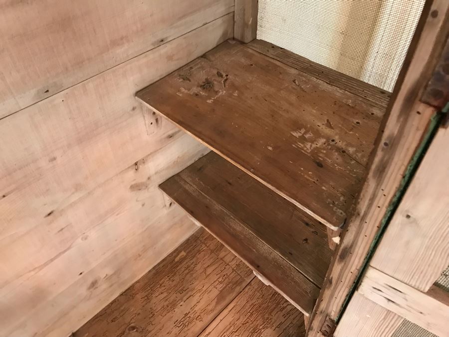 Shabby Chic Vintage Chicken Coop Birdcage Cabinet With Lower Table And Lockable Door Light Lime Green 64'H X 34'W X 16.5'D [Photo 8]