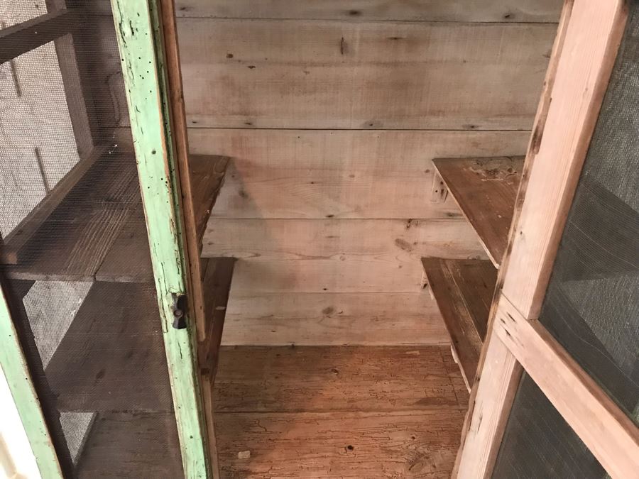 Shabby Chic Vintage Chicken Coop Birdcage Cabinet With Lower Table And Lockable Door Light Lime Green 64'H X 34'W X 16.5'D [Photo 7]