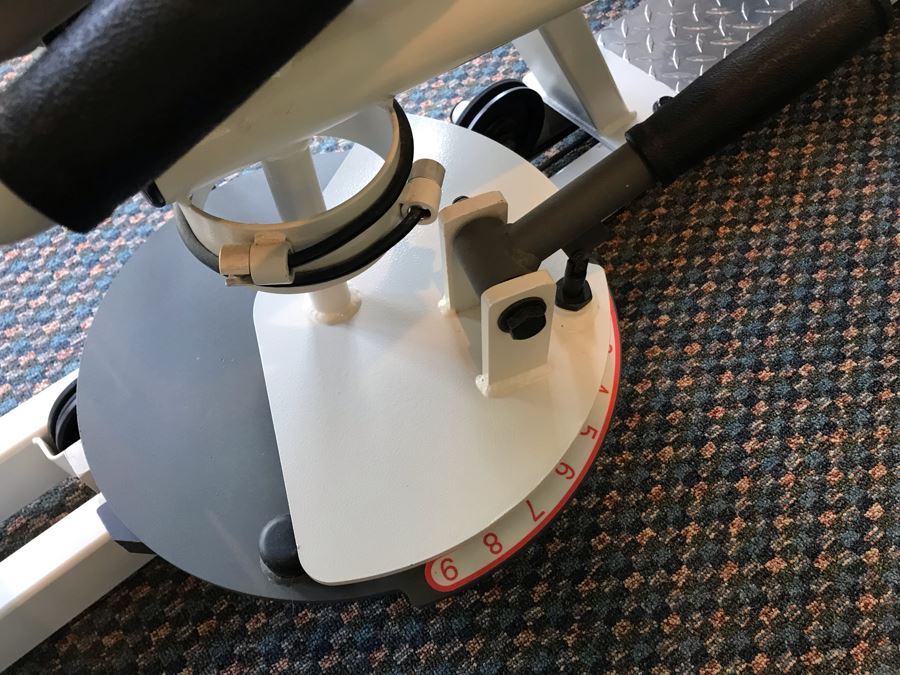 Hoist Dual 800 Home Gym [Photo 10]