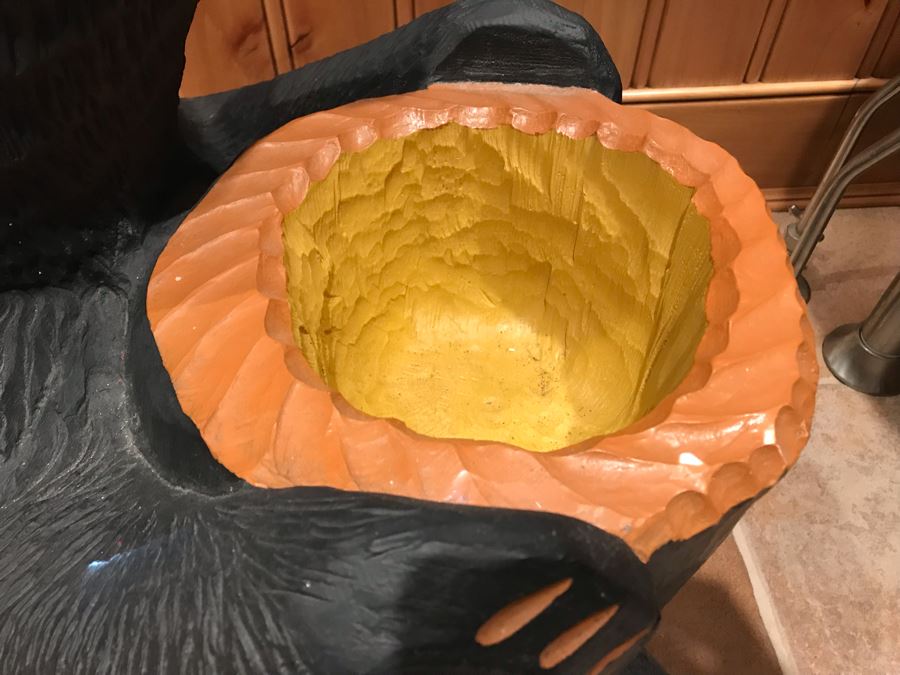 Cute Resin Fiberglass Bear Basket Towel Holder 21'H [Photo 9]