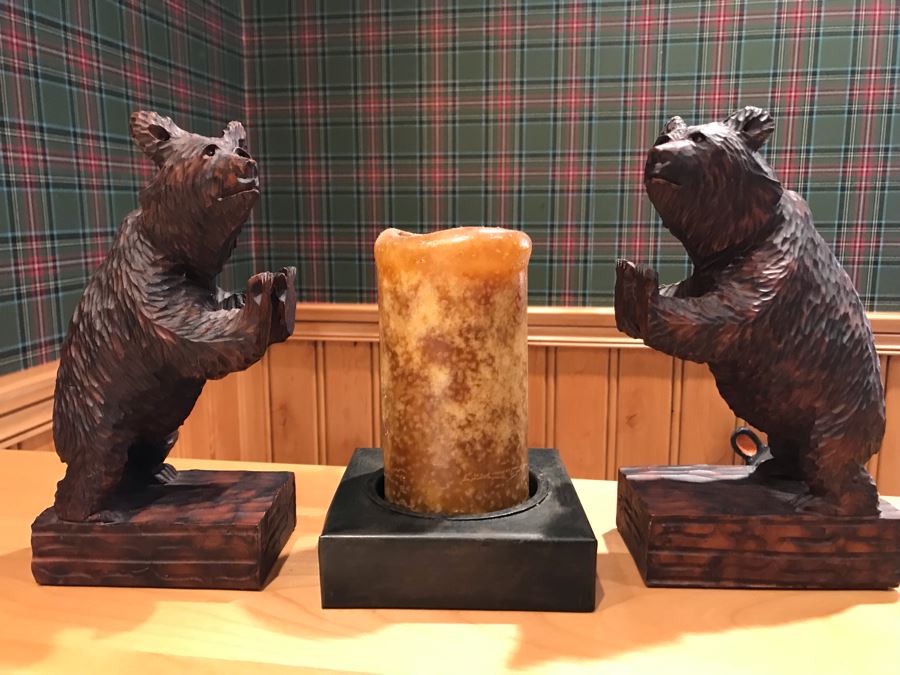 Pair Of Resin Bear Bookends And Metal Candle Holder [Photo 1]