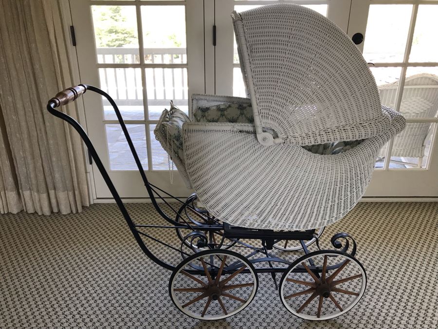 wicker pram