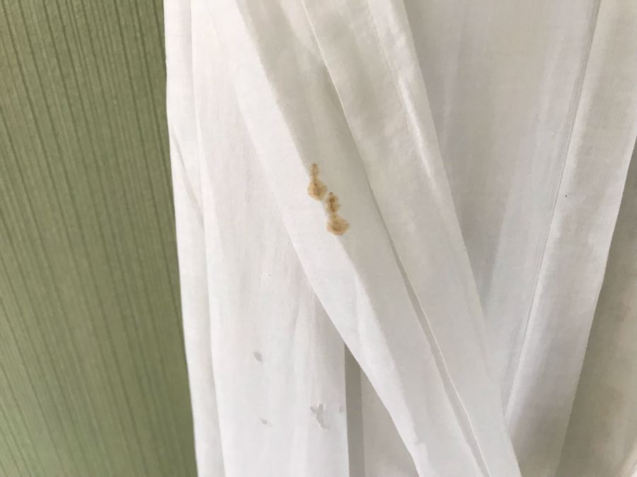 Pair Of Vintage Young Girls White Cotton Dresses With Vintage Wooden Hangers [Photo 23]