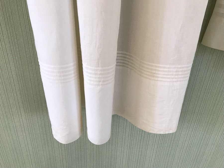 Pair Of Vintage Young Girls White Cotton Dresses With Vintage Wooden Hangers [Photo 12]