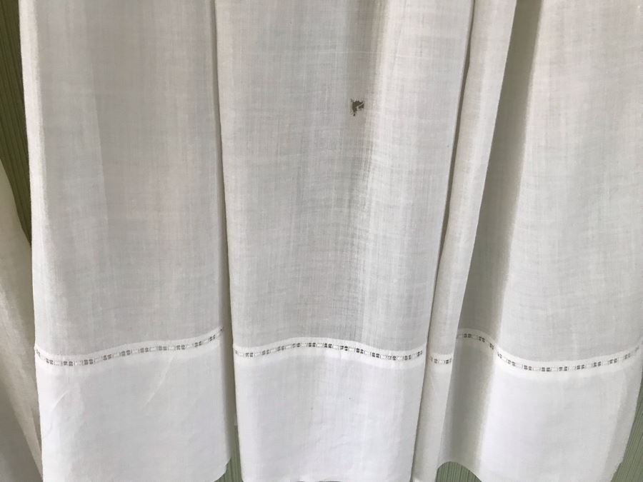 Pair Of Vintage Young Girls White Cotton Dresses With Vintage Wooden Hangers [Photo 13]