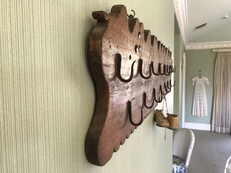 Antique Wall Mounted Rack With (15) Metal Hooks 50'W X 11'H [Photo 5]