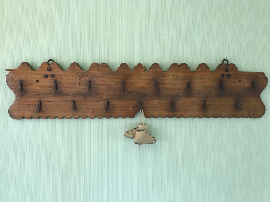 Antique Wall Mounted Rack With (15) Metal Hooks 50'W X 11'H [Photo 3]