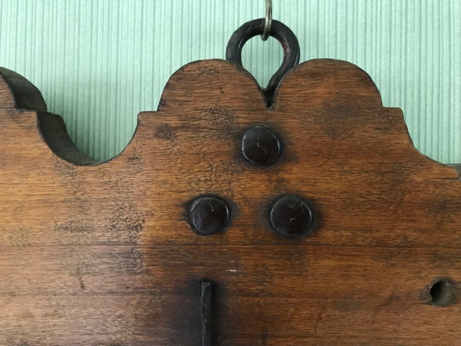 Antique Wall Mounted Rack With (15) Metal Hooks 50'W X 11'H [Photo 9]