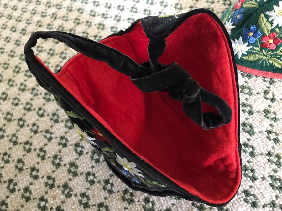 Pair Of Vintage Swiss Embroidered Floral Velvet Kids Hats [Photo 8]