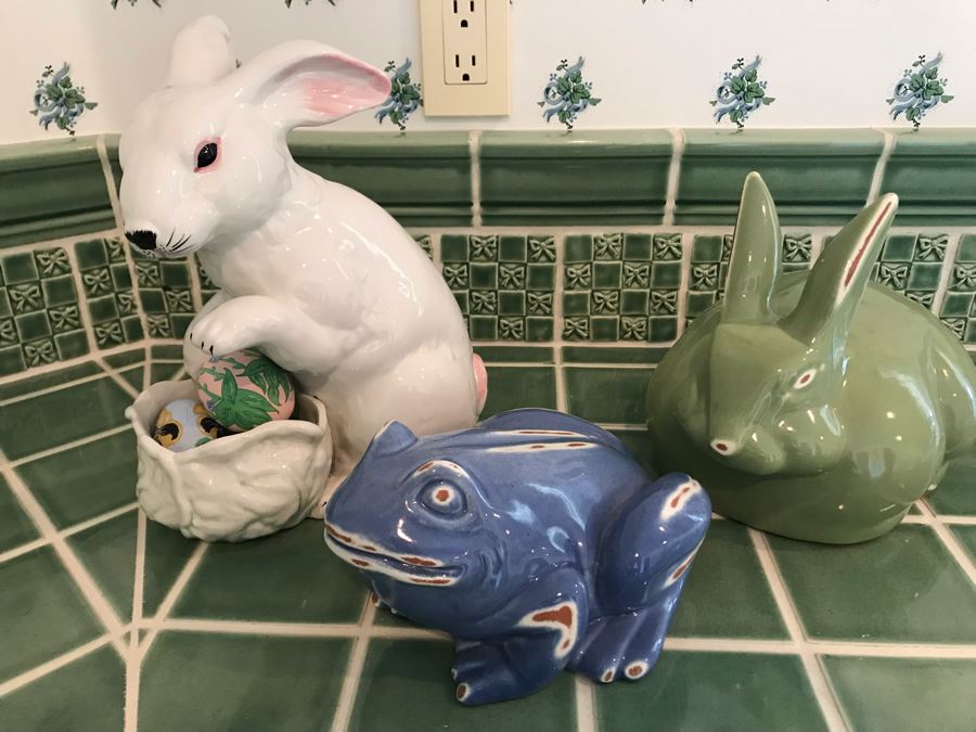 Italian Intrada Easter Bunny Rabbit With Basket And Painted Eggs (Retails Over $200), Blue Frog And Green Rabbit [Photo 1]