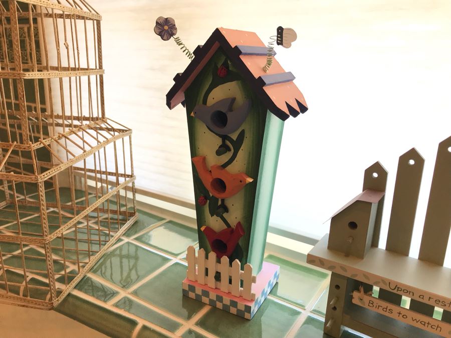 (4) Birdhouses And (1) Metal Bird Cage [Photo 5]