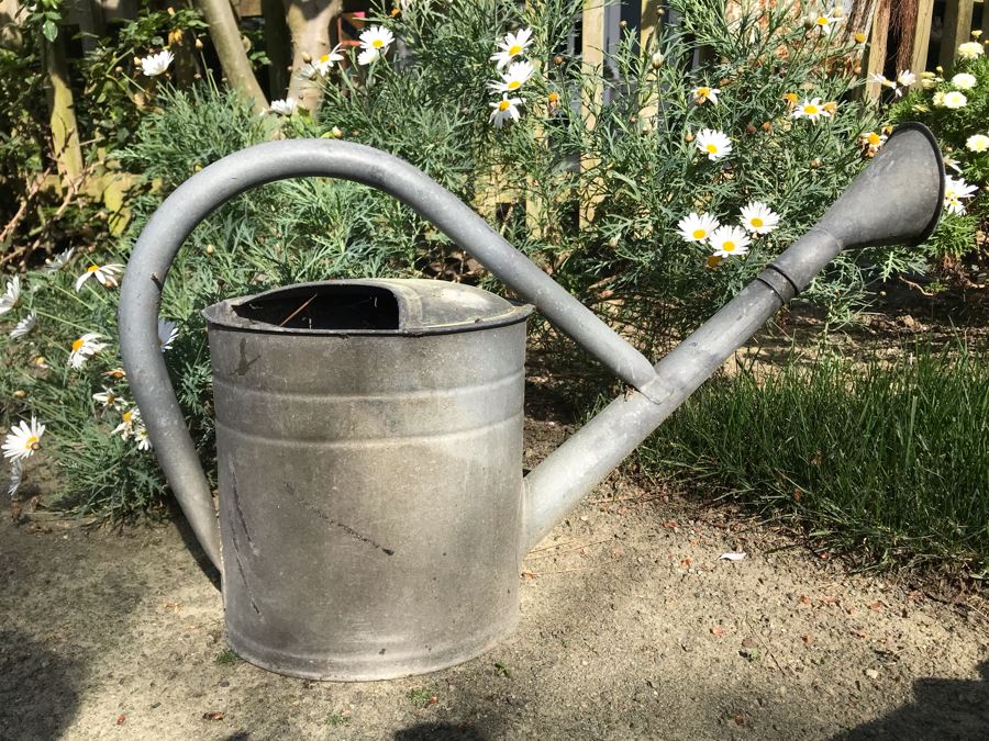 Vintage German Flying BAT Galvanzied Watering Can [Photo 9]